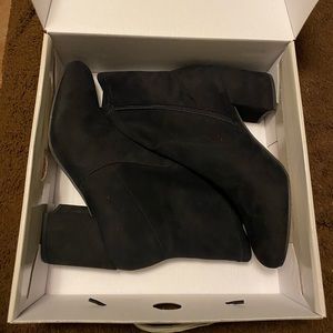 Marc Fisher block heel boots